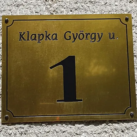 Unicorniselit Apartment Eger